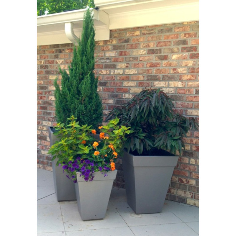 Baker Handmade Pot Planter, Medium, Faux Lead