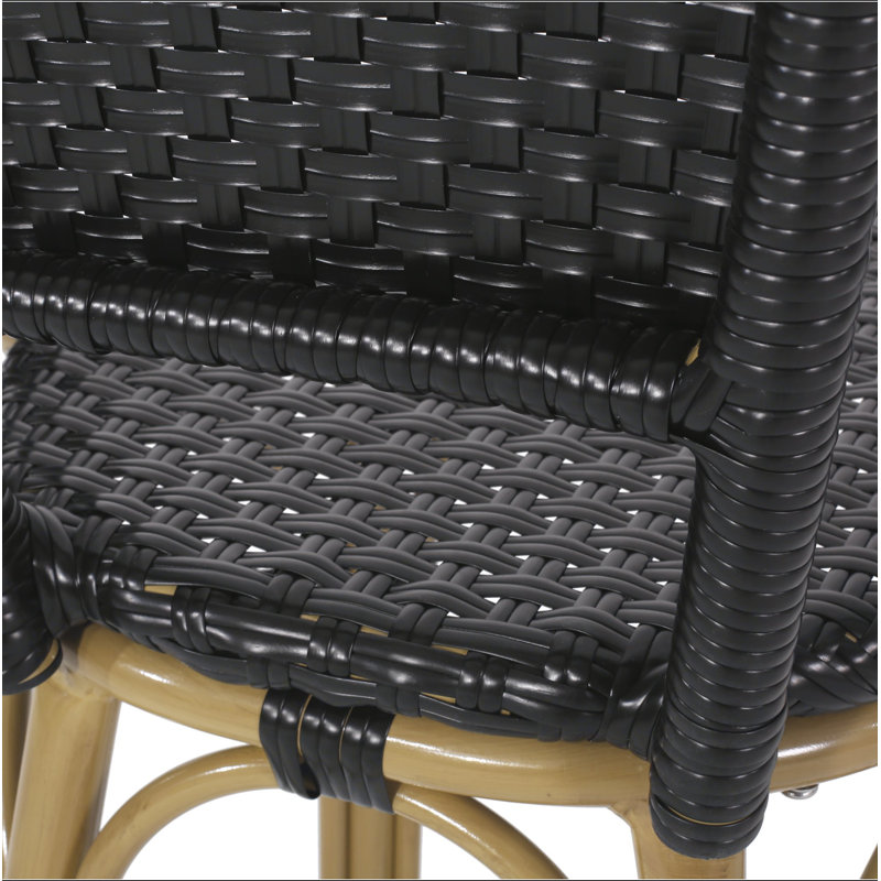 Ensemble de 2 tabourets de bar 29,5 po d'extérieur en rotin PE et aluminium, finition noire et bambou