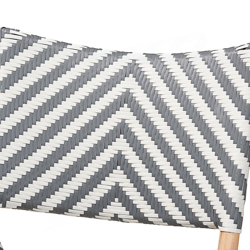 Chaise bistro moderne en rotin français