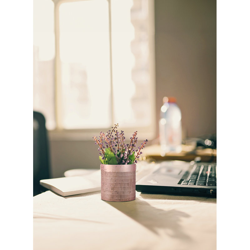 Garbhan Glass Table Vase