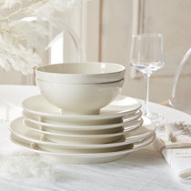 Panache to your Dinner Parties with Luxury Dinnerware and Premium
