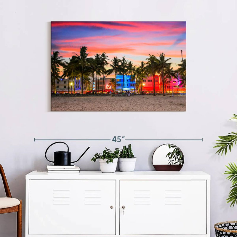 Harpa Miami Beach USA, 24" H x 36" W
