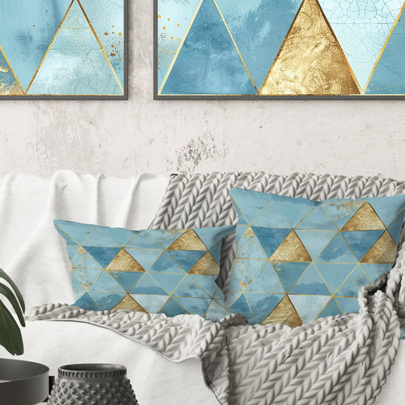 Coussin Triangle Glam I - Glam, H 16 po x l 16 po
