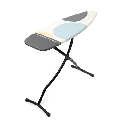 Planche à repasser avec zone de stationnement résistant à la chaleur de taille D XL de Brabantia
