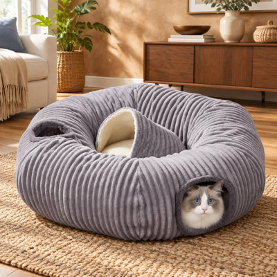 Une tente occultante et un coussin circulaire lavable transforment ce lit tunnel intérieur en un espace multifonctionnel pour les chatons, les chiots, les lapins et les furets.