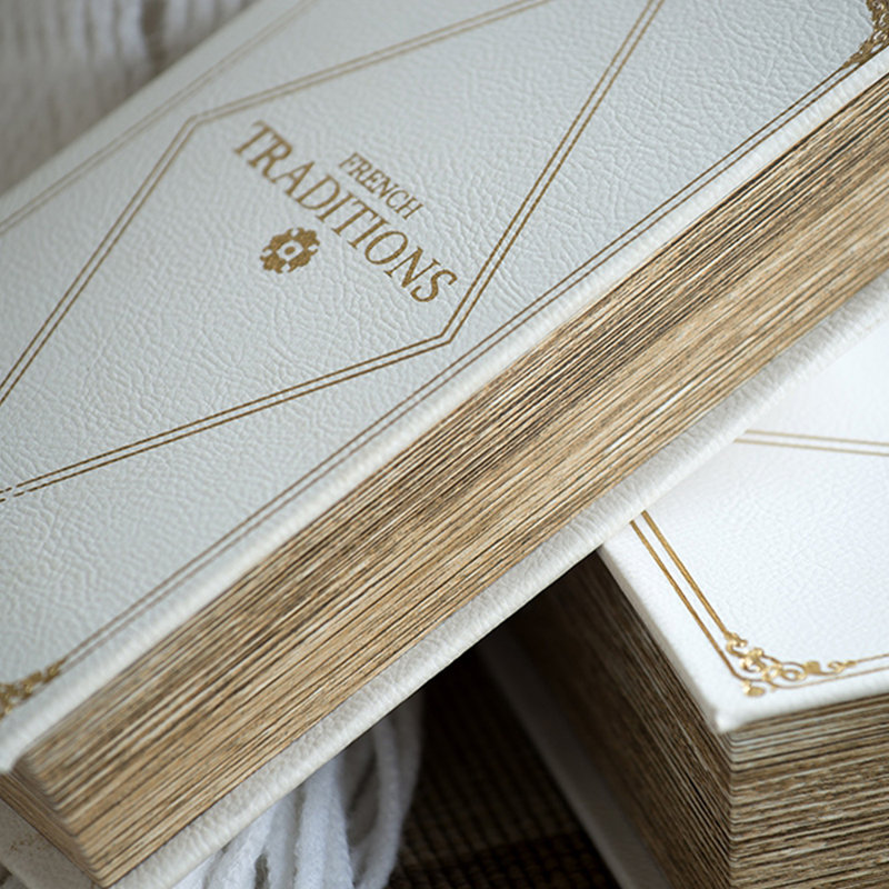 Boîtes à livres blanches en bois