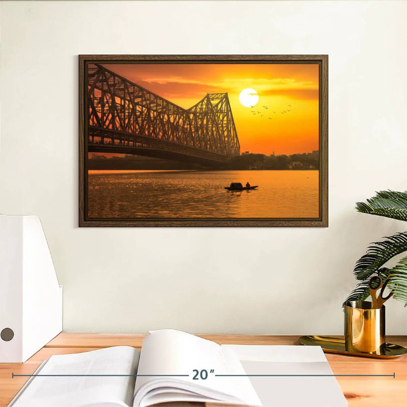 Pont Howrah, 13 po x 9 po, Cadre flottant noyer