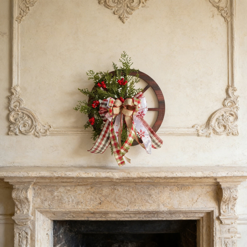 Couronne de Noël roue de roulette en bois avec baies rouges pour la décoration de la porte d'entrée