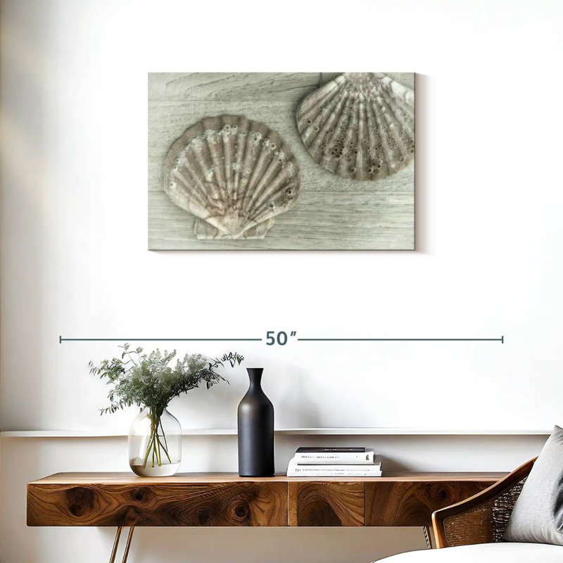 Deux très grandes coquilles de pétoncles Aletra, H 20 po x l 30 po