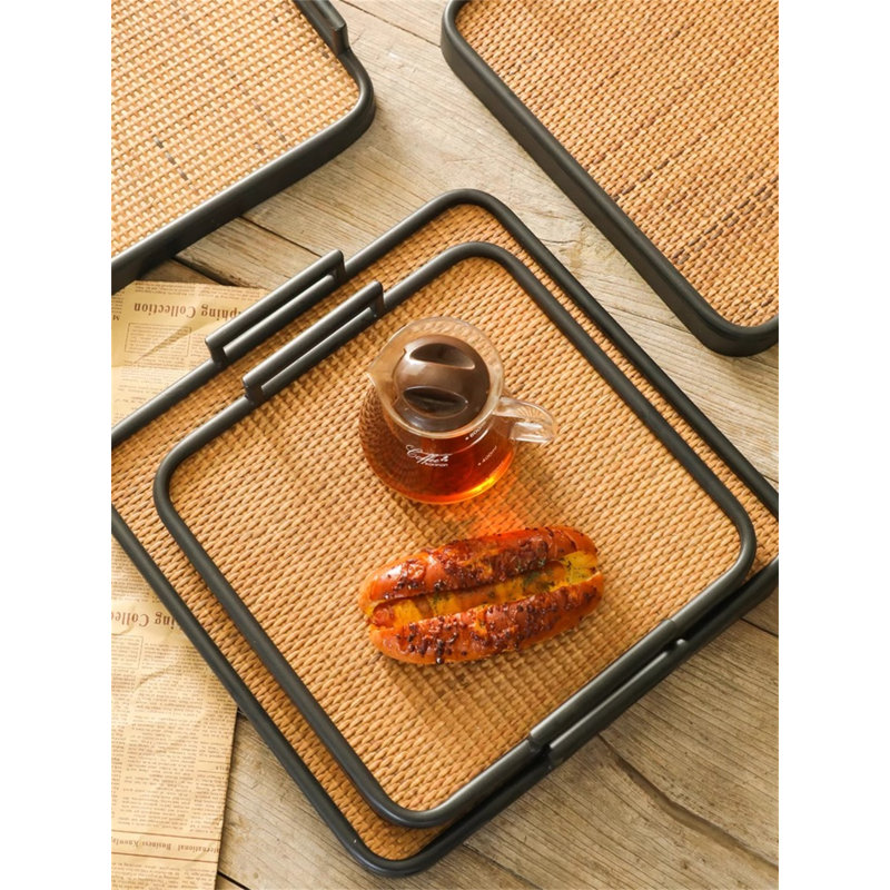 Wicker Tray