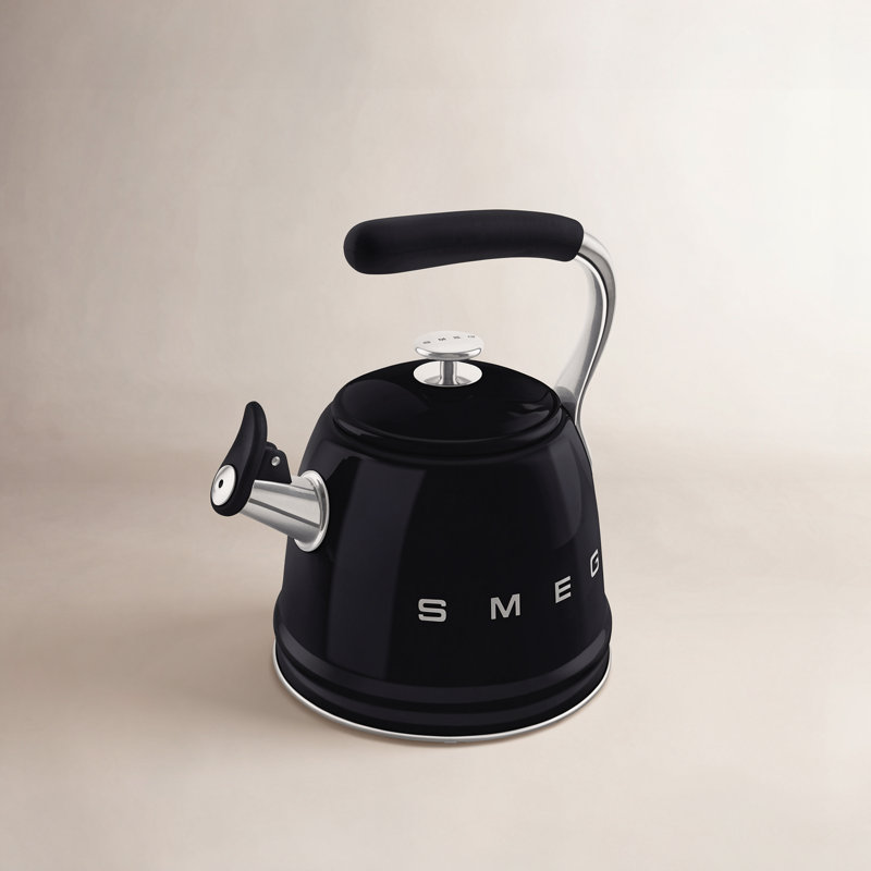 SMEG 50"s Retro Style Whistling Stovetop Kettle, Black
