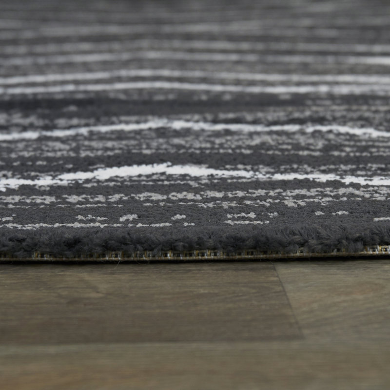 Tapis noir à motif géométrique Kunkle, Rectangle 7 pi 10 po x 10 pi