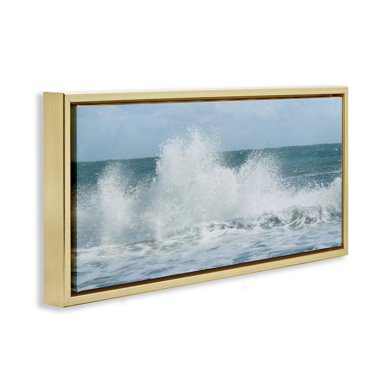 Ocean Waves Crashing Foam Splash, Cadre flottant métallique doré, H 11 po x l 25 po