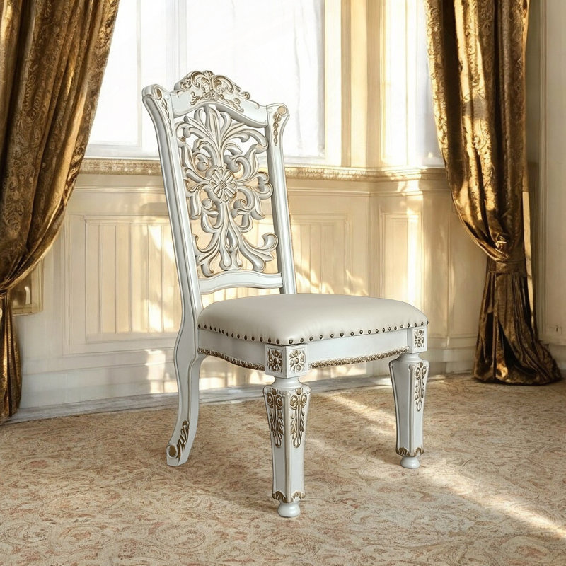Ensemble de chaises d'appoint au fini perle antique exquis pour espaces élégants