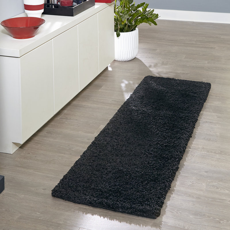 Renesha Indoor Rug, Runner 2'6" x 10'