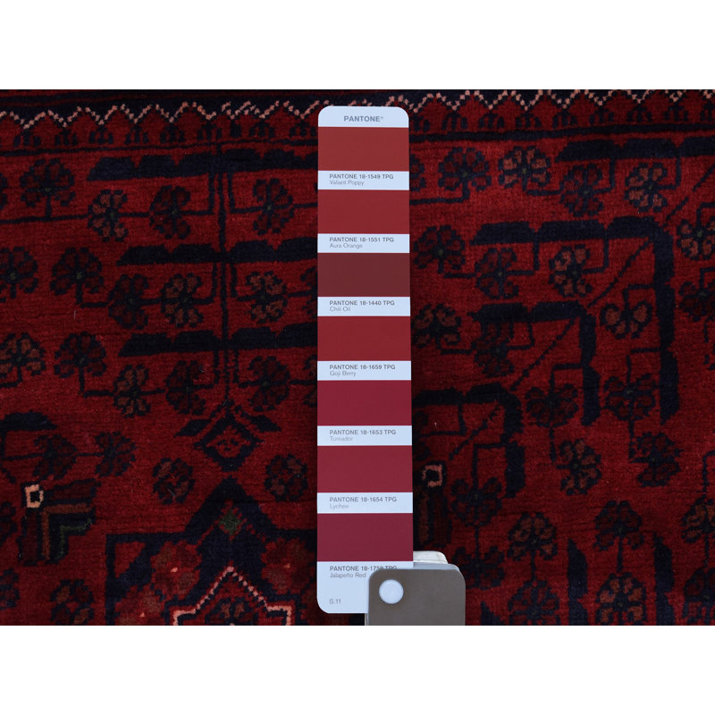 Tapis afghan Khamyab rouge profond et saturé en laine organique noué à la main 3 pi 4 po x 4 pi 9 po 5BA5660B6B7946C68C6F56BE4E22FFFC