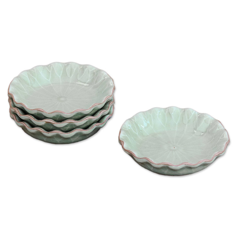 Vandeusen 2 oz. Festive Lotus Pasta Bowl, Green