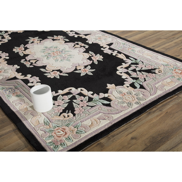 Tapis noir Aubusson