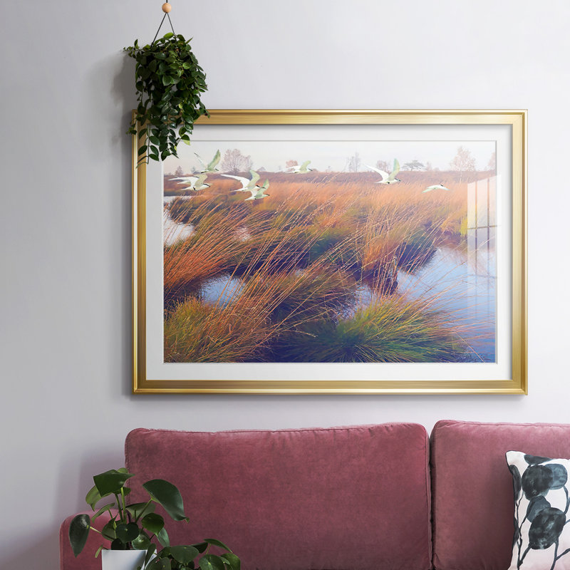 Marshland Hues II, reproduction d'art encadrée, Or, H 19 po x l 27 po x P 1,5 po