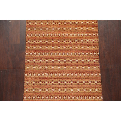 Tapis de couloir unique en laine noué à la main de taille Zeta: 2 pi 9 po x 8 pi 1 po