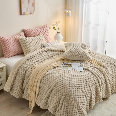 Fluffy Faux Fur Comforter Set, Plush Fuzzy Minky Bedding Set, 3 Pieces Warm Grid Colour Soft Comforter Bedding Set
