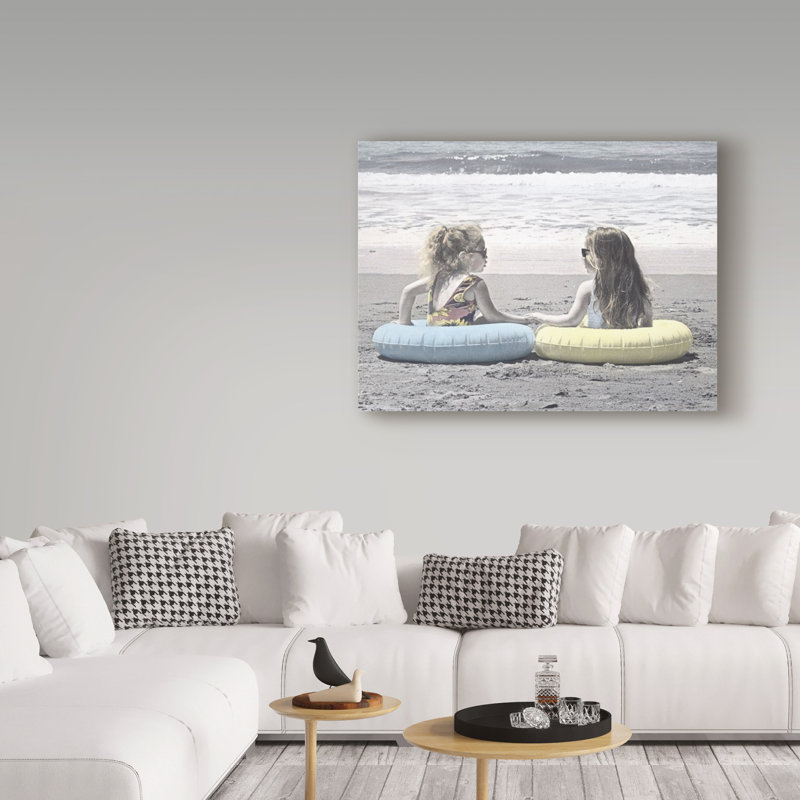 Ali «Two Beach Buddies», reproduction de photo sur toile tendue, H 24 po x l 32 po x P 2 po