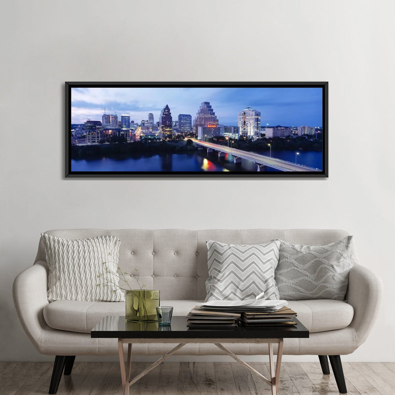 «Night Austin, Texas», reproduction de photo sur toile, H 20 po x l 60 po x P 1,5 po, Cadre noir