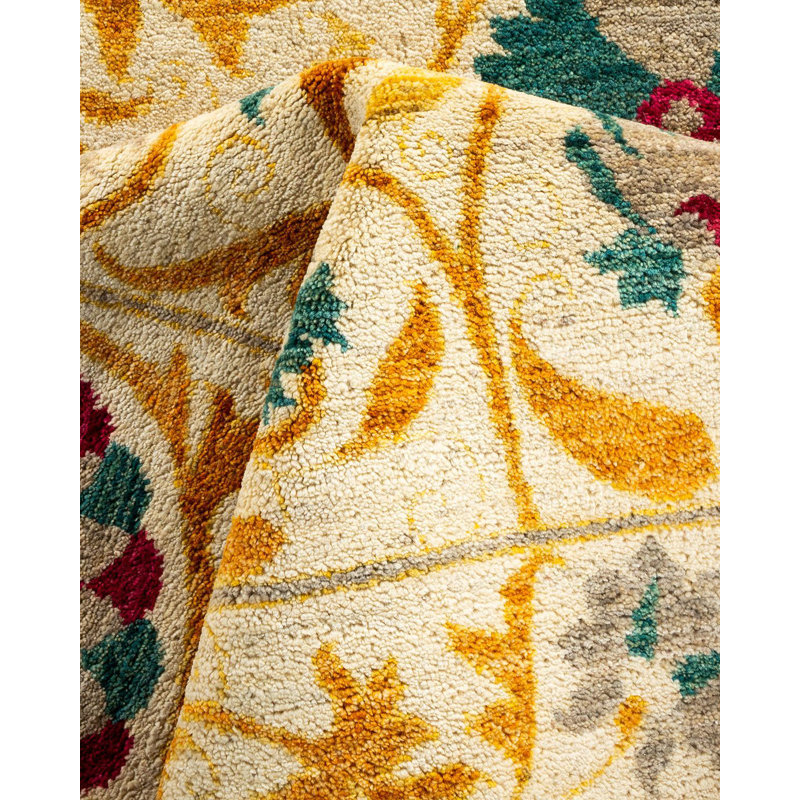 Suzani One-of-a-Kind 6' 4" X 9' 2" Hand Knotted Area Rug