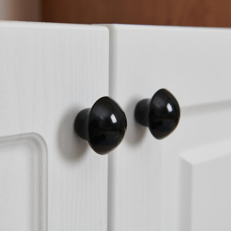 Bibliothèque Sapphire Oak avec détails noirs, 23,6 po x 71,3 po x 11,8 po | Panneau de particules 100% mélaminé, épaisseur de 0,71 pouce | 2 portes avec tablettes, assemblage facile, charnières de frein à friction, décoration intérieure moderne