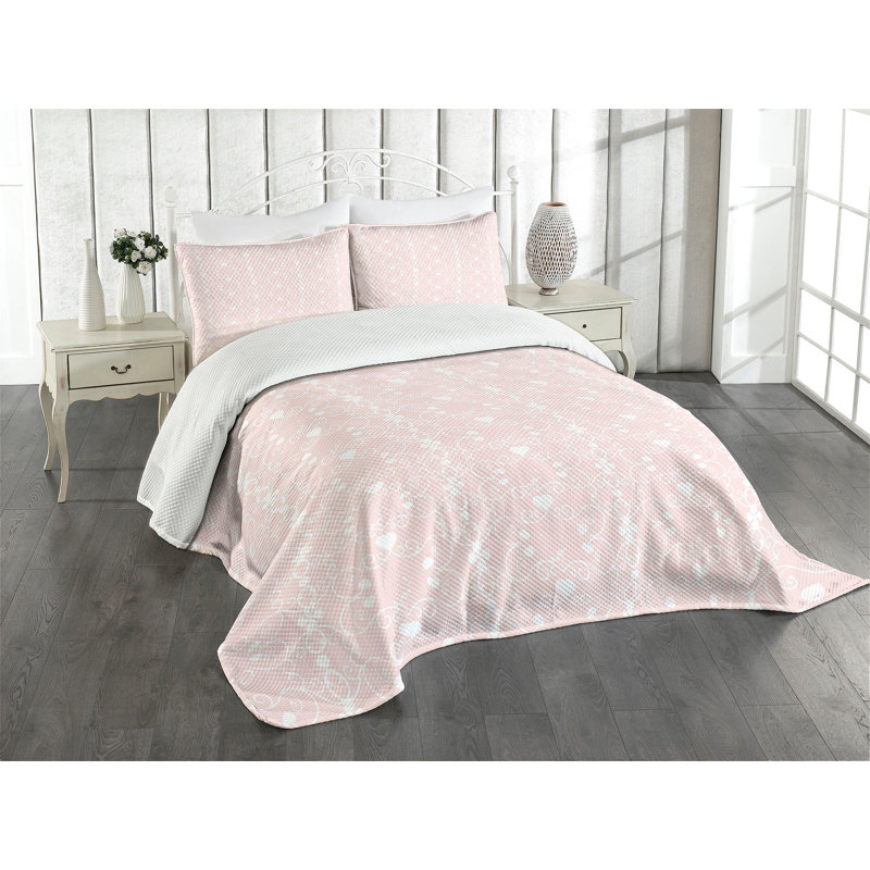 Queen Size Blush and White Polyester Bedspread Set