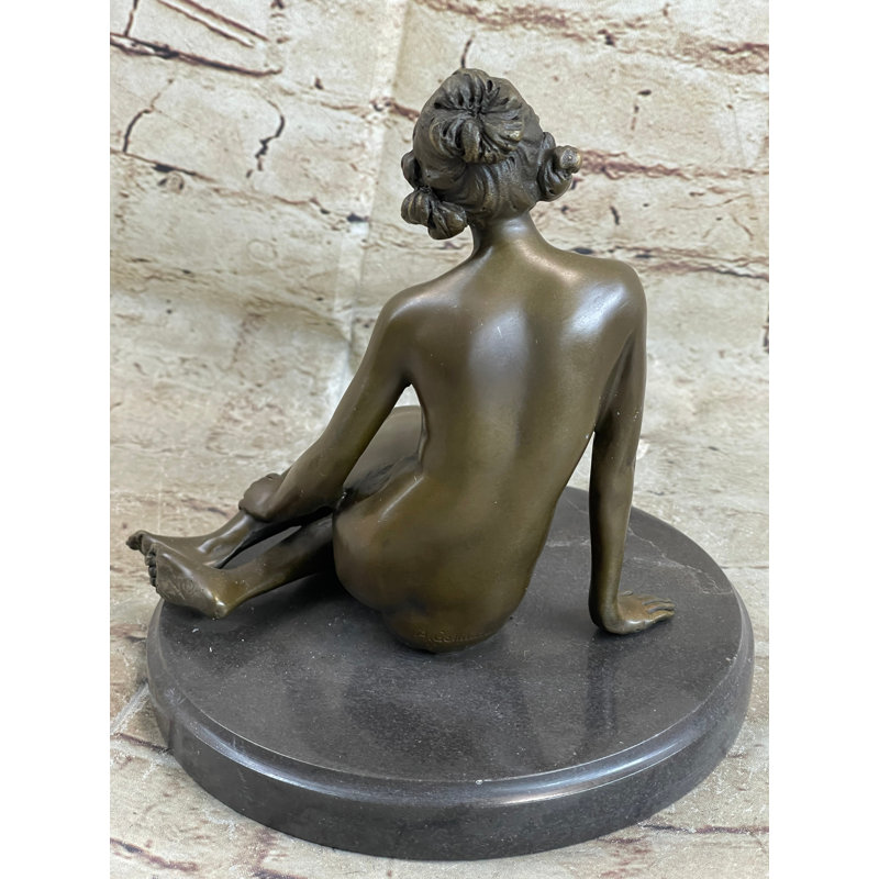 Figurines et sculptures