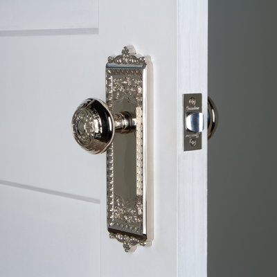 Plaque Grandeur Windsor avec passe-porte Windsor