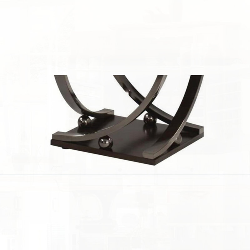 Table de bout occasionnelle avec un design contemporain pour une décoration intérieure époustouflante