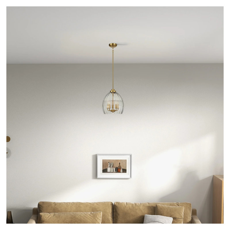 Luminaire suspendu de style bougie à quatre lumières Soiree avec abat-jour en verre transparent en laiton satiné - Éclairage de plafond moderne et élégant pour la salle à manger et le salon