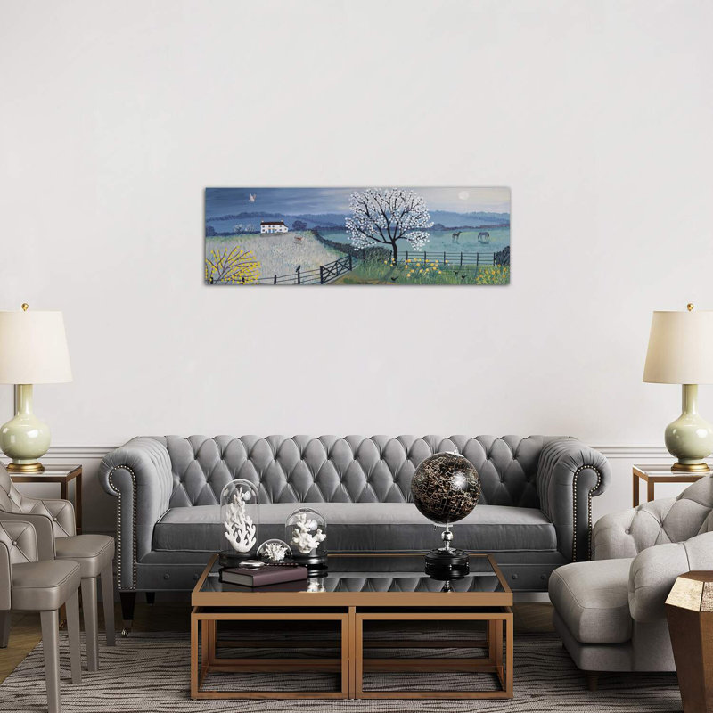 «Spring Moon» par Lori Earley - reproduction de photo, H 20 po x l 60 po x P 1,5 po, Toile tendue
