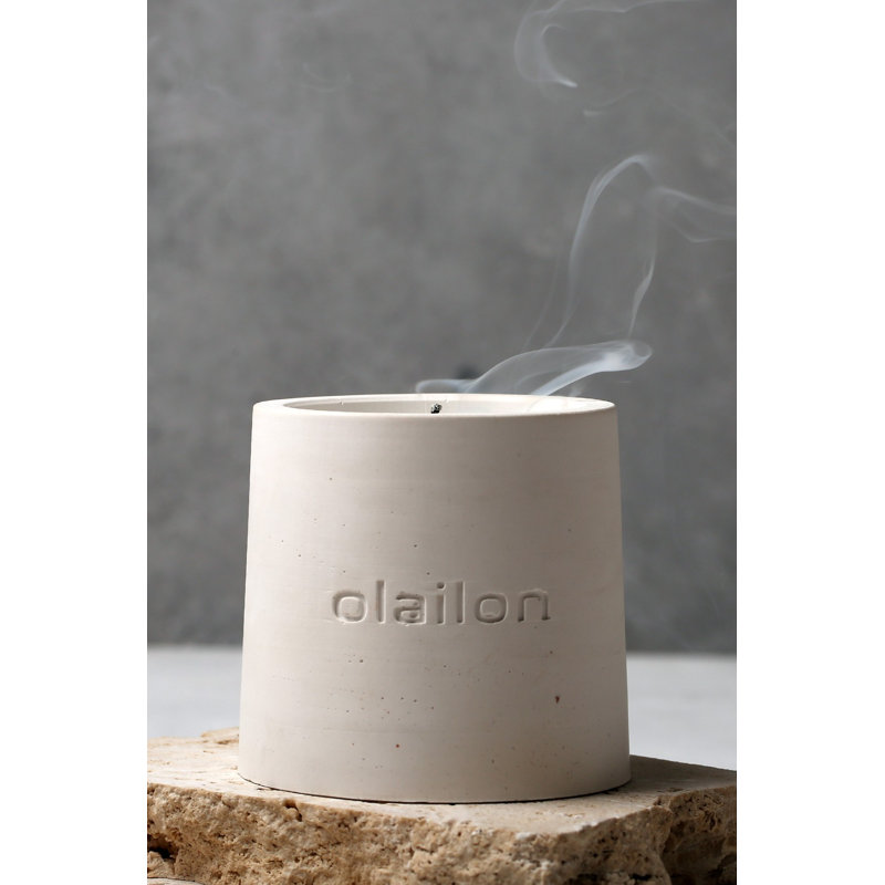 Elegant White Concrete Candle, Vanilla & Rose Essence, 3.3 in Diameter x 3.1 in Height | 100% Paraffin & Soya Blend | Perfect for Home Décor & Relaxation, Long-Lasting Fragrance & Stylish Design