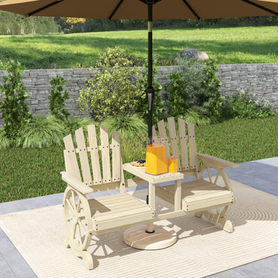 Banc de jardin en bois avec table Outsunny, trou pour parasol, banc extérieur à roulettes 2 places, dossier haut, accoudoirs pour la cour