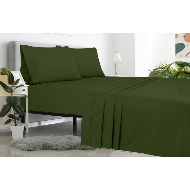 Royale Linens | Ultra Soft Brushed Microfiber Flat Sheets Only | Wrinkle Free & Stain Resistant | Hotel Quality Top Sheet for Bed