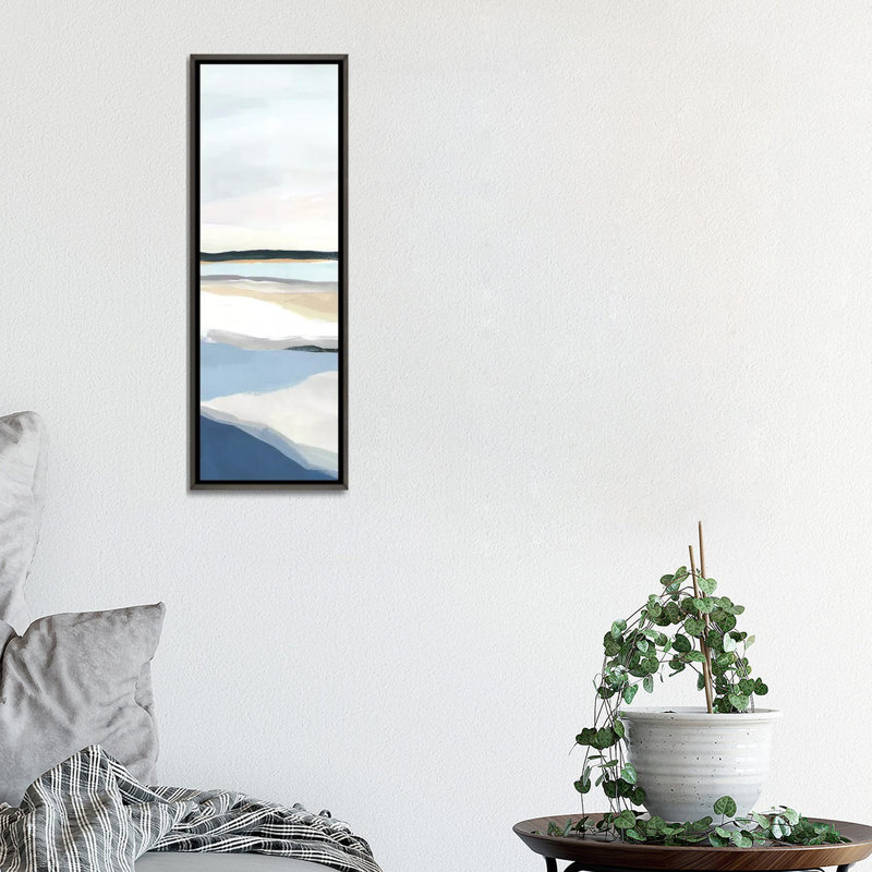 «Seaside Day IV» par Isabelle Z - reproduction d'art, H 36 po x l 12 po x P 1,5 po, Toile encadrée de bois rustique foncé