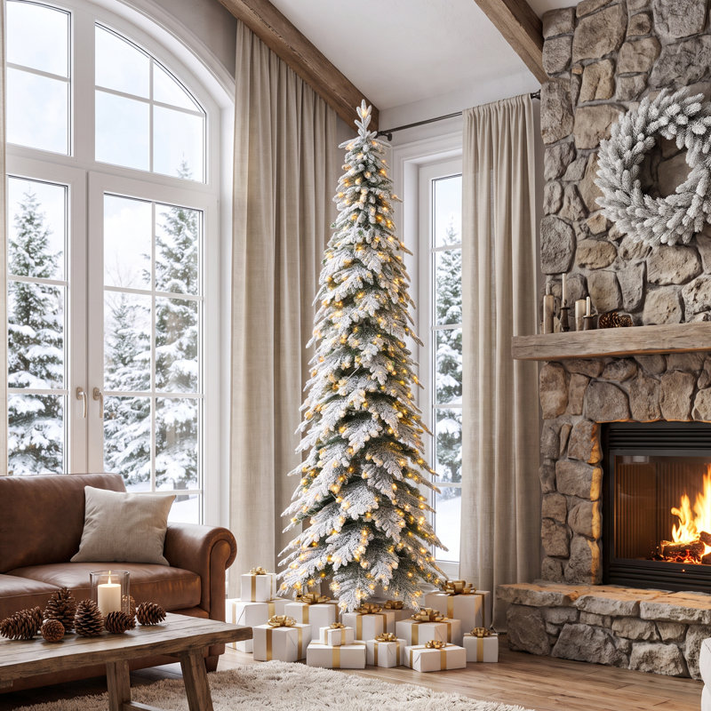 Arbre de Noël épinette pré-éclairé 11 pi Hersi