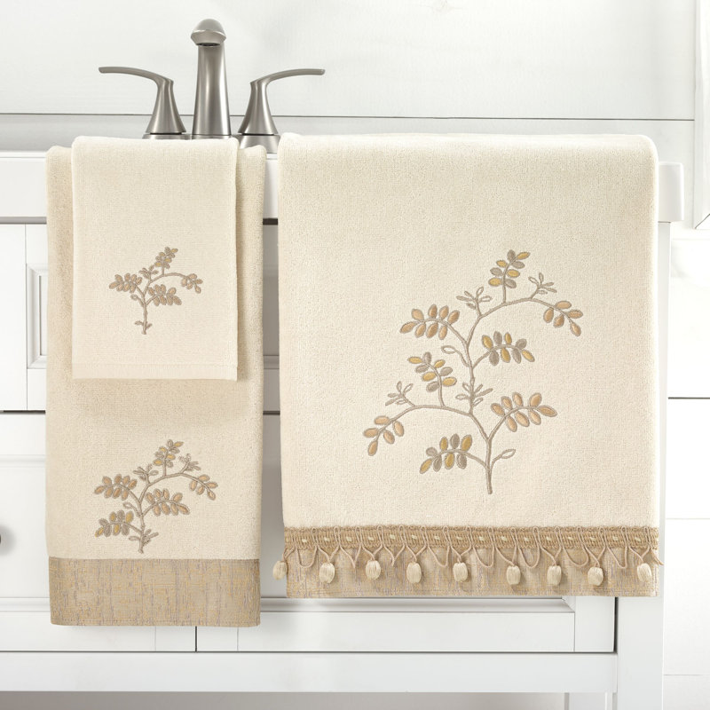 Nello 100% Cotton Fingertip Towel, Ivory