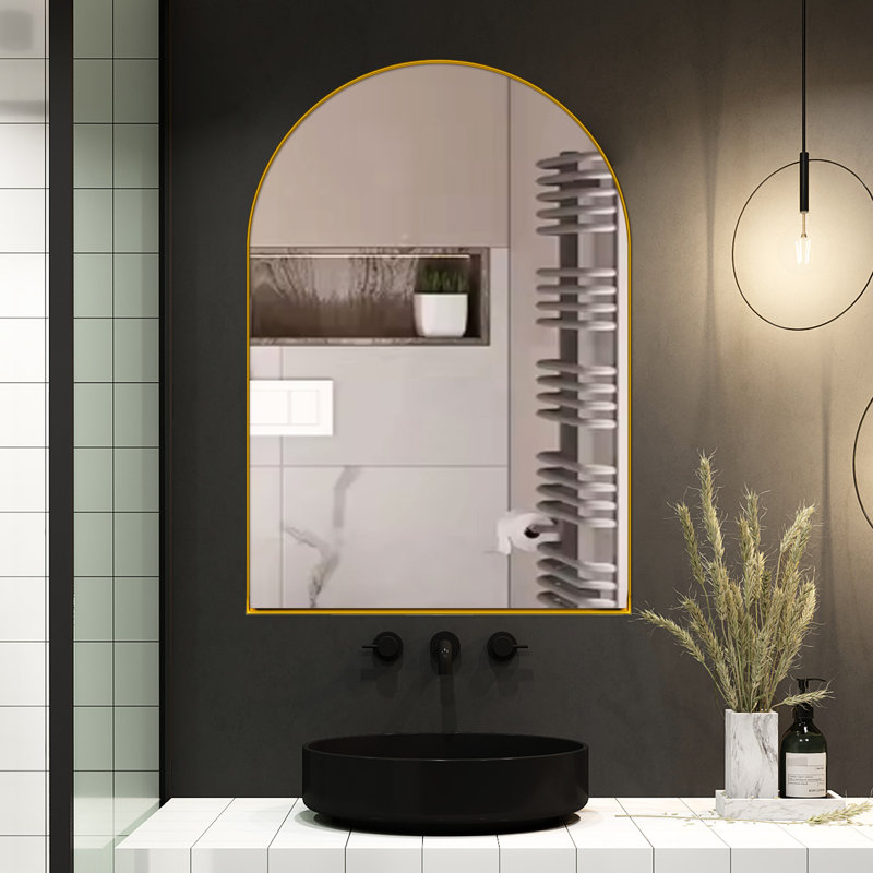 Pharmacie encastrable 24 po x 36 po avec cadre en métal doré mat, miroir et tablettes réglables pour miroir de salle de bain, rangement pour produits de soins capillaires