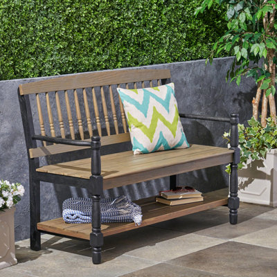 Banc gris et noir avec une jolie tablette en bois. Étagère classique, fabriquée en