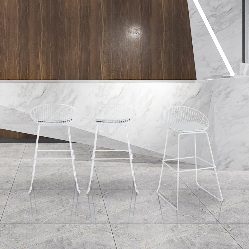 Tabourets 29,53 "en fer avec coussin de siège en similicuir, Blanc