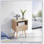Table de bout en rotin avec tiroir et pieds en bois massif, table de chevet pour un rangement et un chargement pratiques-663499224