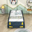 Lit plateforme en bois avec roulettes et espace de rangement Advaith-1741268414-1787634450