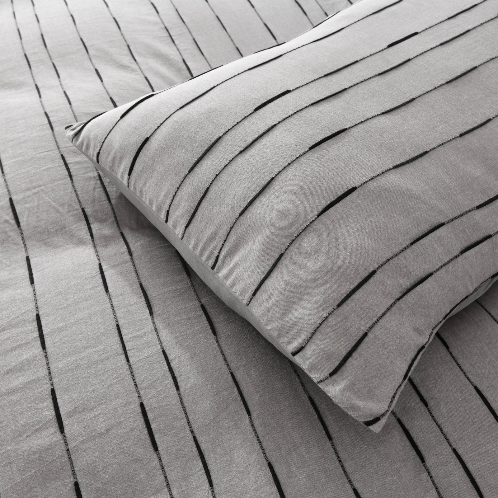 Zari Cotton Percale Duvet Cover Set, Queen Duvet Cover + 2 Standard Shams, Gray
