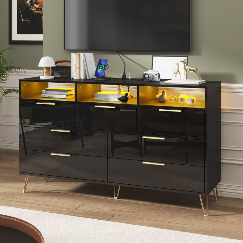 Kymran 7 Drawer 59.06" Dresser With LED Lights And Charging Station, Gold/Black