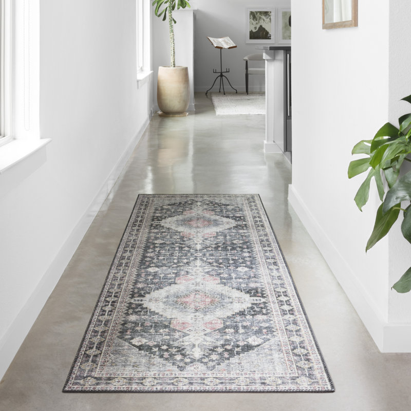 Gelo Oriental Indoor Rug, Rectangle 2' x 5'