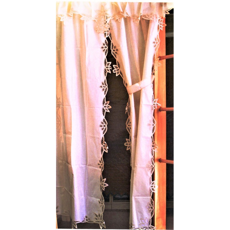 Paire de rideaux semi-transparents avec passe-tringle finlandaise